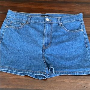 Forever 21 shorts